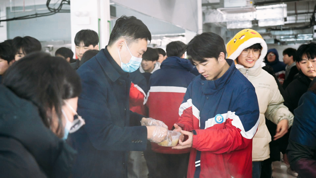 年年有“鱼”，汤暖人心——颍上技工学校邀请广大师生品味鲜鱼汤