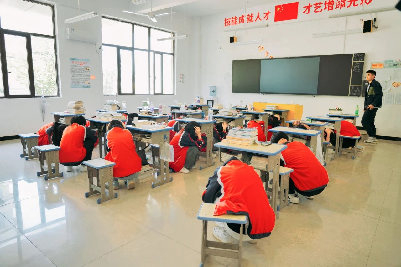 微信图片_20250527103213.jpg