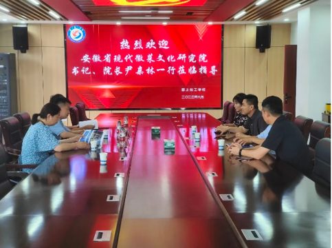 劳模工匠进校园