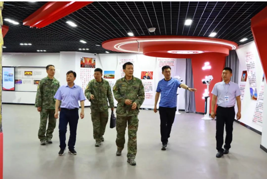 赵亚东一行调研颍上技工学校