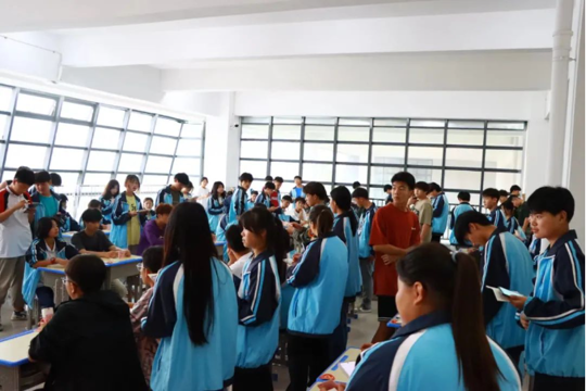 点出风采，“钞”越自我